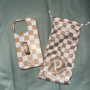 Loopy Case iPhone 15 Pro Sand Dollar Checkered